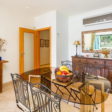 Pine Cliff By The Portuguese Butler Apartamento