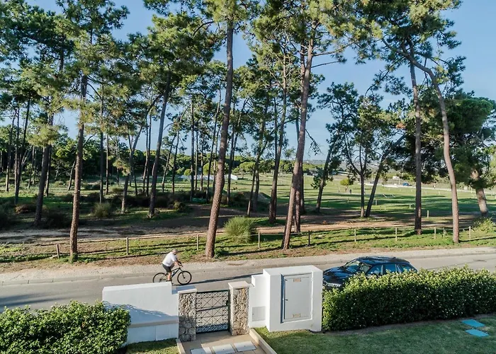 Pine Cliff By The Portuguese Butler Olhos de Agua (Albufeira)