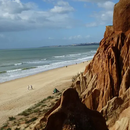 Pine Cliff By The Portuguese Butler Apartment