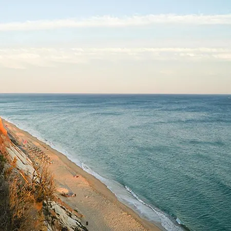 Pine Cliff By The Portuguese Butler *