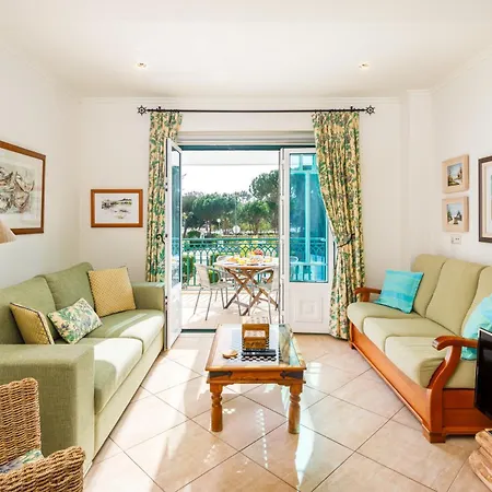 Pine Cliff By The Portuguese Butler Apartment